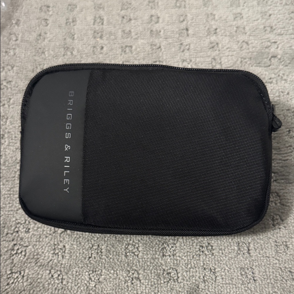 Briggs & Riley Black Sling Bag